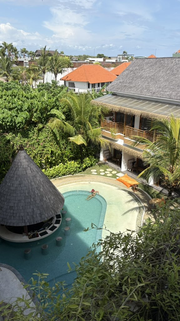 おーやん tweet media