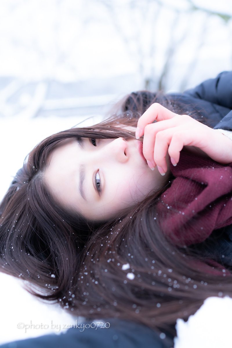 zenkyo0720's tweet photo. じゅりあんさん（@Jullie____ann ）

『雪の花』

今日は雪❄️の1日
暖かくしてお過ごしくださいね😌 https://t.co/oyJw9L79SH