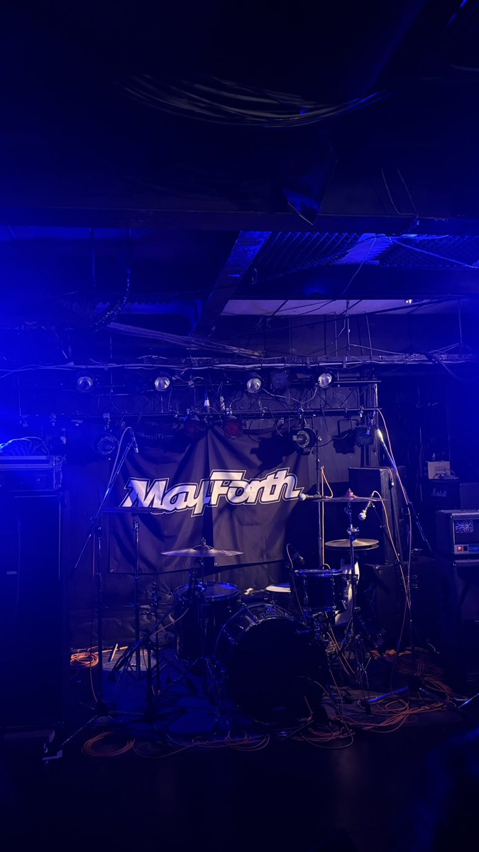 ♡̴⟡.˚ tweet media