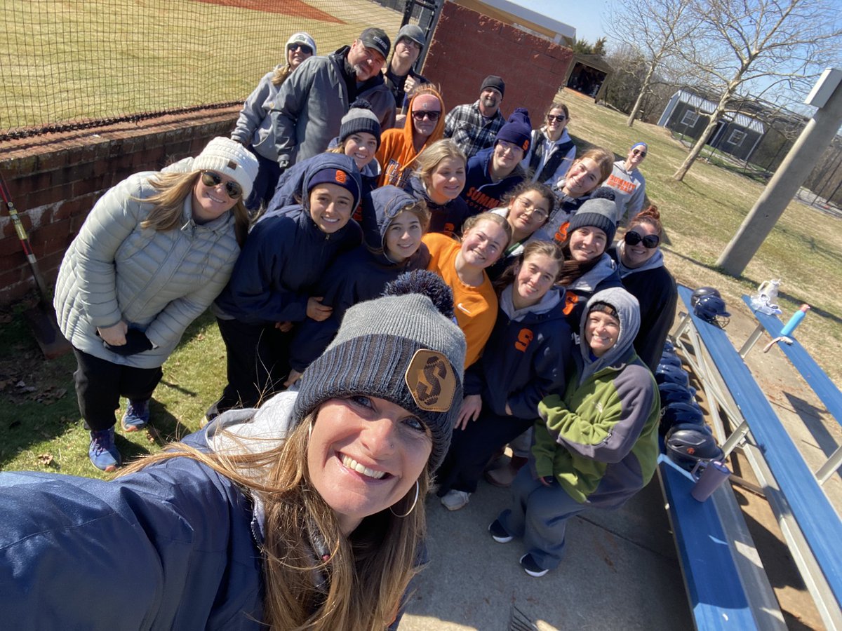 Summit Softball tweet media