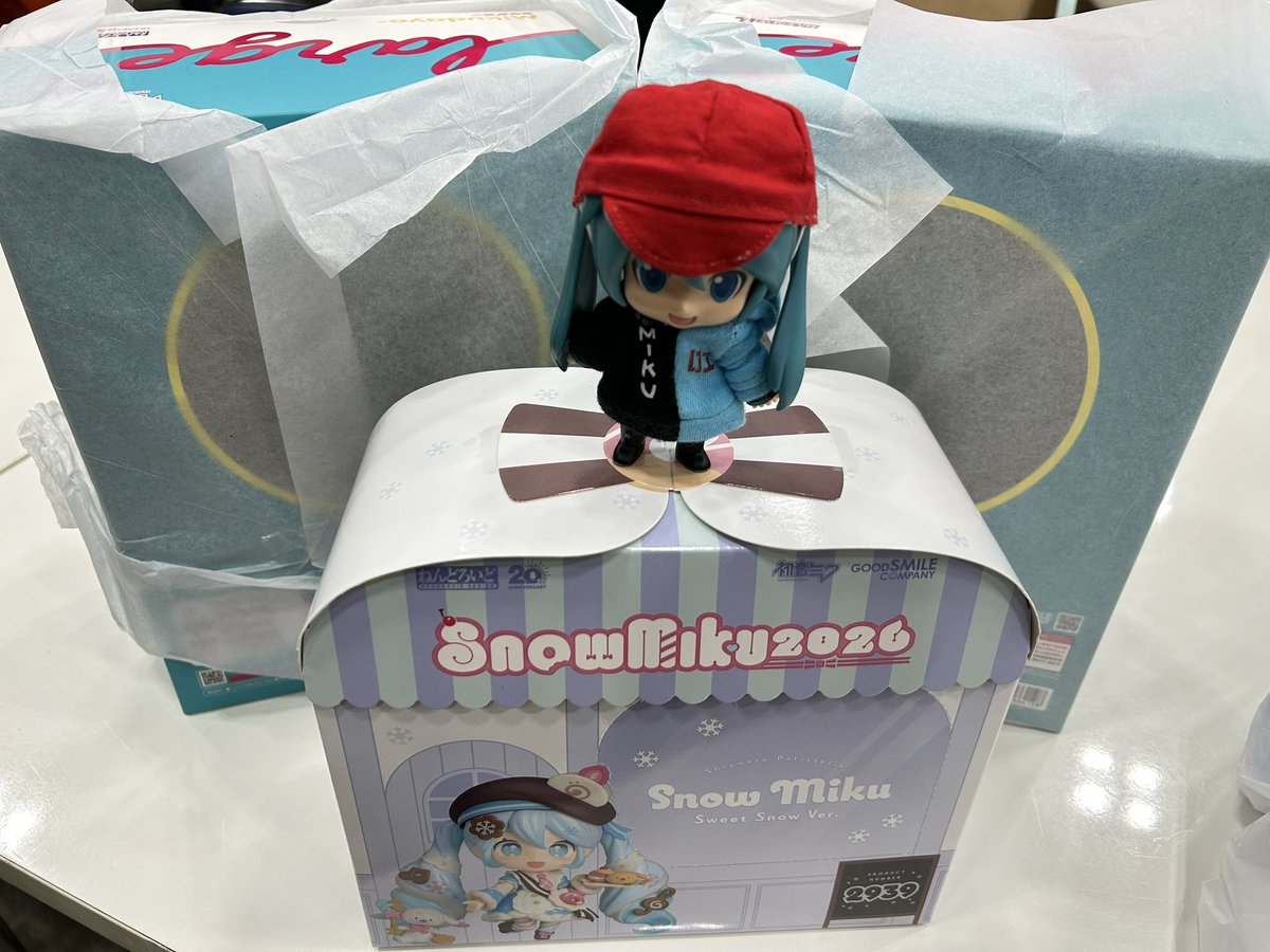 無事にラージダヨーさんとパティスリーちゃんをゲットしたヨー✨

これはデカいダヨーさんを納めるための神棚が必要⁉️なんダヨー💪

 #WF2026W
#ミクダヨー