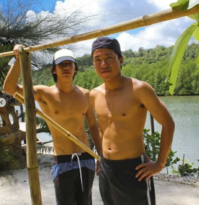 Retro Siam tweet media