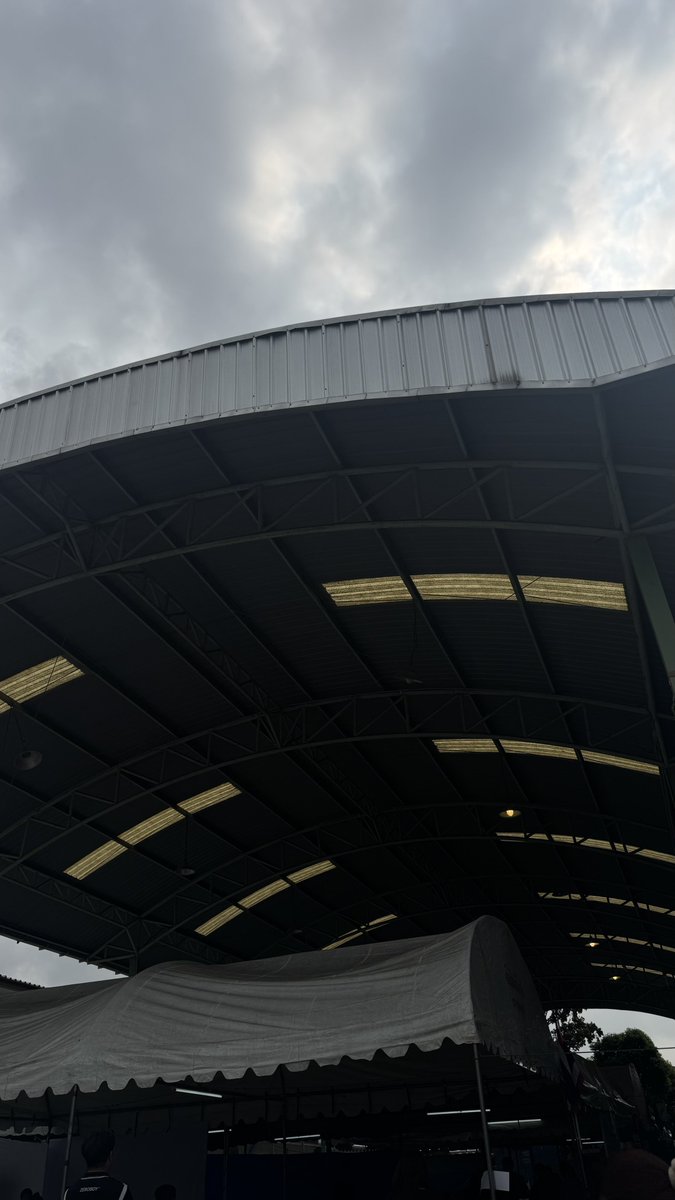 ประชาชนมีแค่ปากกาเป็นอาวุธเท่านั้นแหละ 

 #เลือกตั้ง69