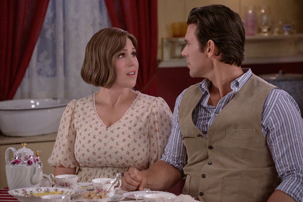 HallmarkWCTH's tweet photo. Who loves lemon curd?!!

We’re about to find out. 😉 #Hearties @hallmarkchannel @erinkrakow @kevin_mcGarry https://t.co/WJFErvCF0r