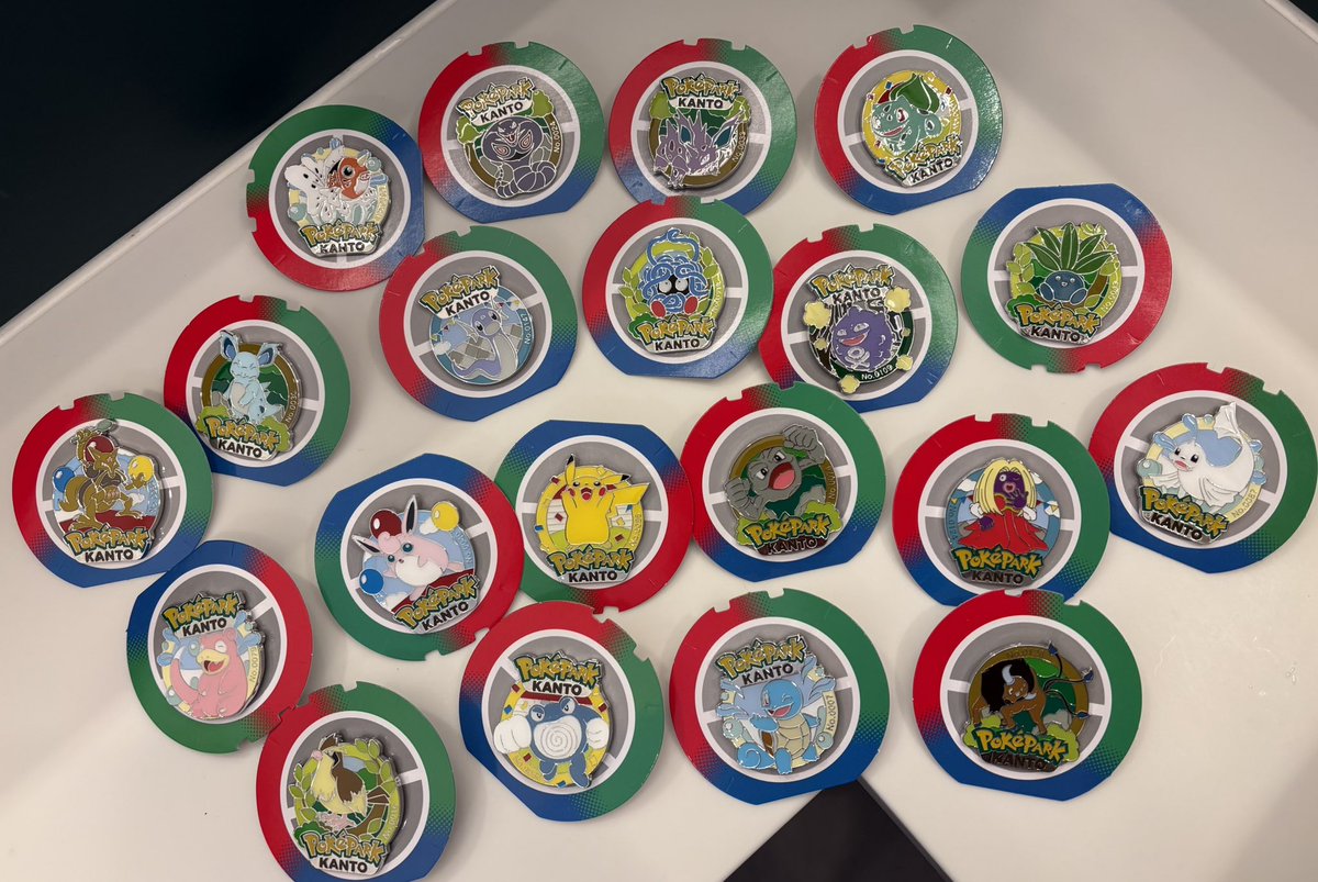 ♡交換♡ ポケパーク ピンズ ピンバッジ ポケモン ♡譲♡ ピカチュウ