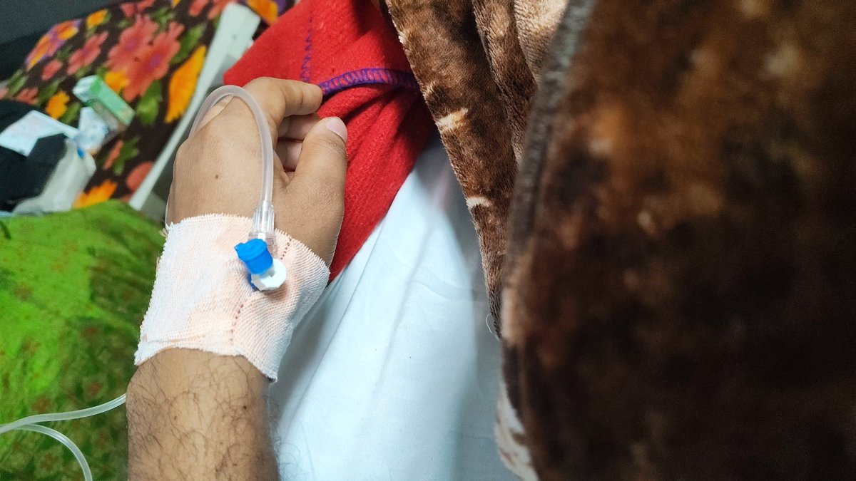 Unique_utkarshd's tweet photo. Student of ABES Engineering College, Ghaziabad. On 2 Feb 2026 (9:40 AM), I was assaulted without provocation inside campus, allegedly due to the warden’s son’s influence. My jaw was dislocated with fractures; surgery advised. No police action till now. https://t.co/wkX1B6va1s