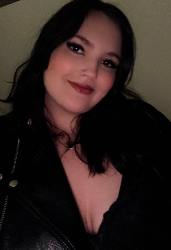 face reveal… going to the clurb ❤️‍🔥