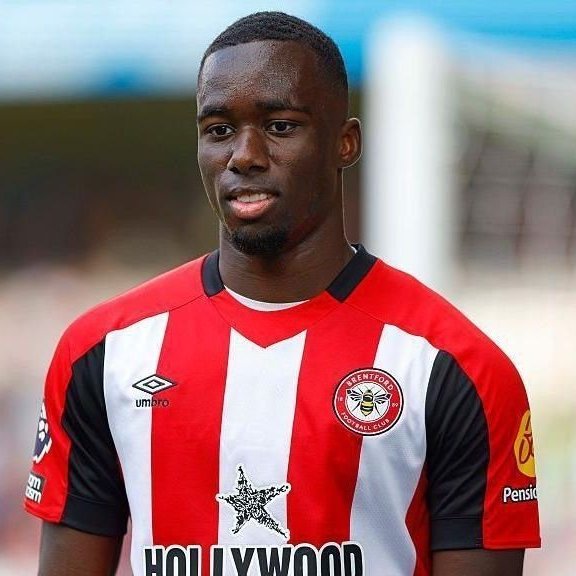 SimplyUtd's tweet image. 🚨 Manchester United have entered the race to sign Brentford right-back Michael Kayode, with the club valuing him at well over £50m.

[@GraemeBailey,@TEAMtalk]