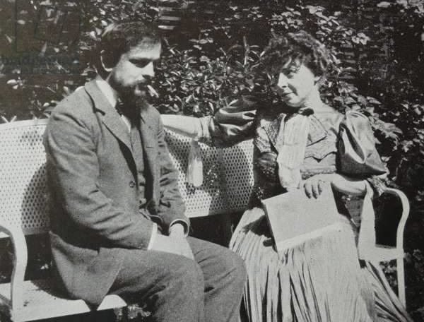 roachroach1111's tweet image. クロード・ドビュッシーの言葉
　
「現代には奇妙な癖があり、音楽批評をけしかけて解釈と明証におもむかせ、何でも言葉に置き換えようとするあまり、作品の神秘あるいは作品の感覚を容赦なく殺してしまう傾きがある」