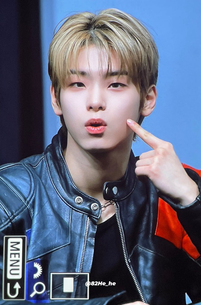 82He_he's tweet image. 260208 pre

#김도균 #KIMDOGYUN #82MAJOR #82메이저