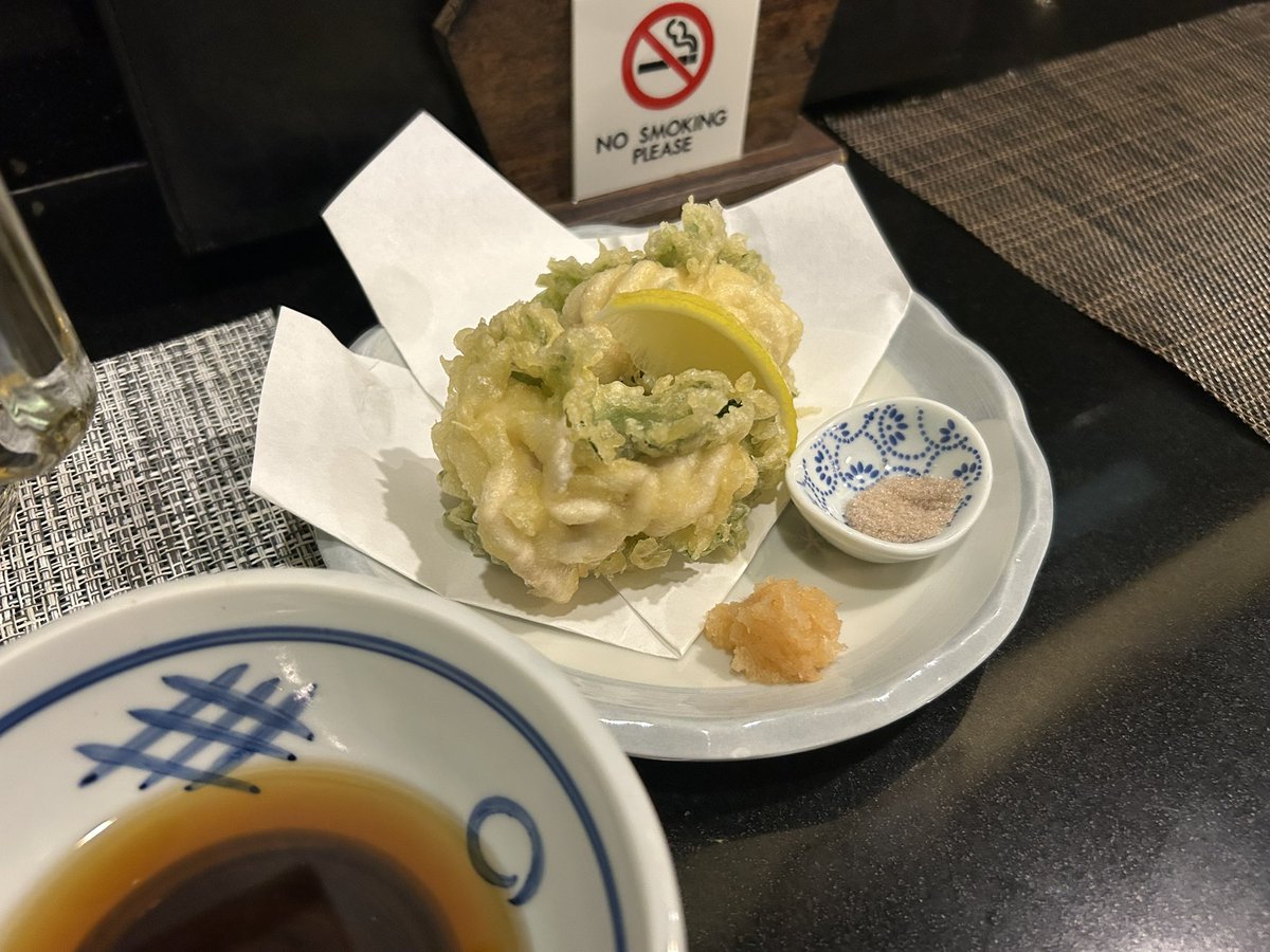 ___111511___'s tweet photo. 白子の大葉揚げやばすぎて発狂、これ合法なん https://t.co/htGUba1n04