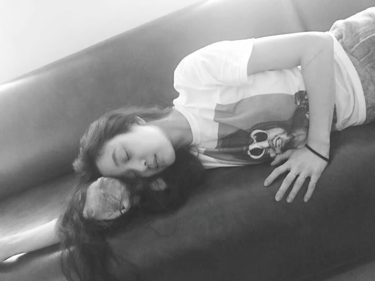 🗂️
어느 오후😴