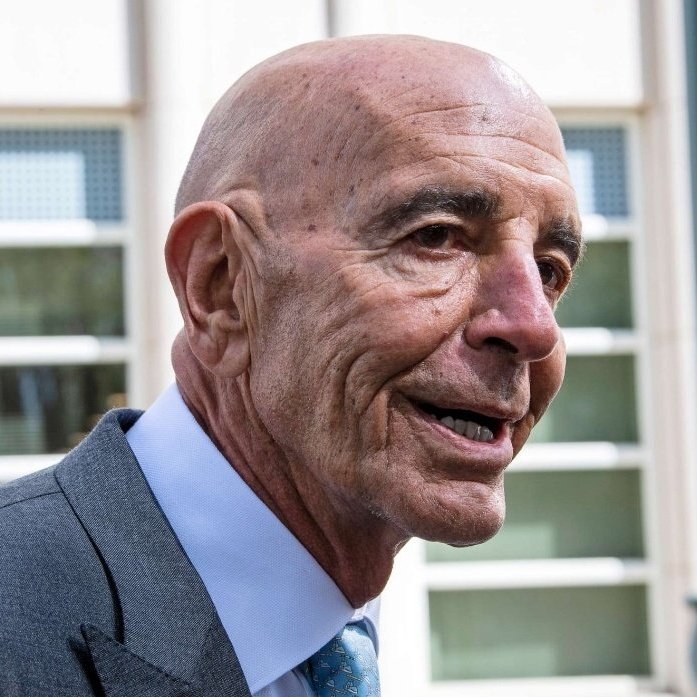 Saadet Partisi Genel Başkanı Mahmut Arıkan:

“Epstein belgelerinde ismi 544 defa geçen Tom Barrack, derhal ‘persona non grata’ ilan edilerek ülkemizden def edilmelidir."