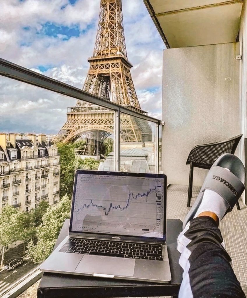 Defibro7's tweet image. Touch grass, touch grass 
Relax your mind for tomorrow