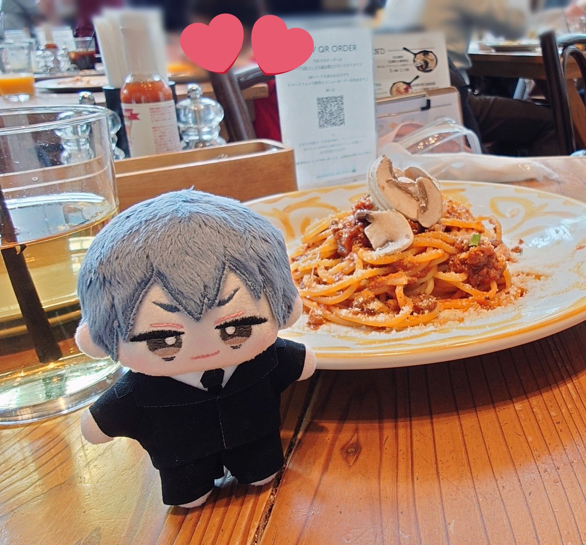 masy_0707's tweet photo. 西澤さんとイベント行ってランチしてきたー❣️デカプリンじゃないプリンだったのに普通にデカいしむっちり系で大満足🥳あとあちながかわいすぎて本当に困る
(4枚目なにやら背後に気配を感じてるはじめちゃんぬい)
#masynui https://t.co/D3gkvRHhnX