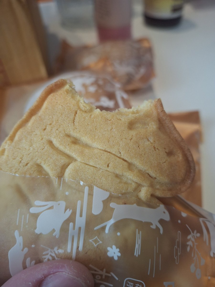 ยังมีเวลาอยู่ ! 
อย่าลืมไปเลือกตั้งนะคะวันนี้ 
เสียงคุณจะช่วยเปลี่ยนประเทศ ! 

(เห็น Leak แต่ไม่เชื่อ Leak ฉันยังมีหวัง! qaq)