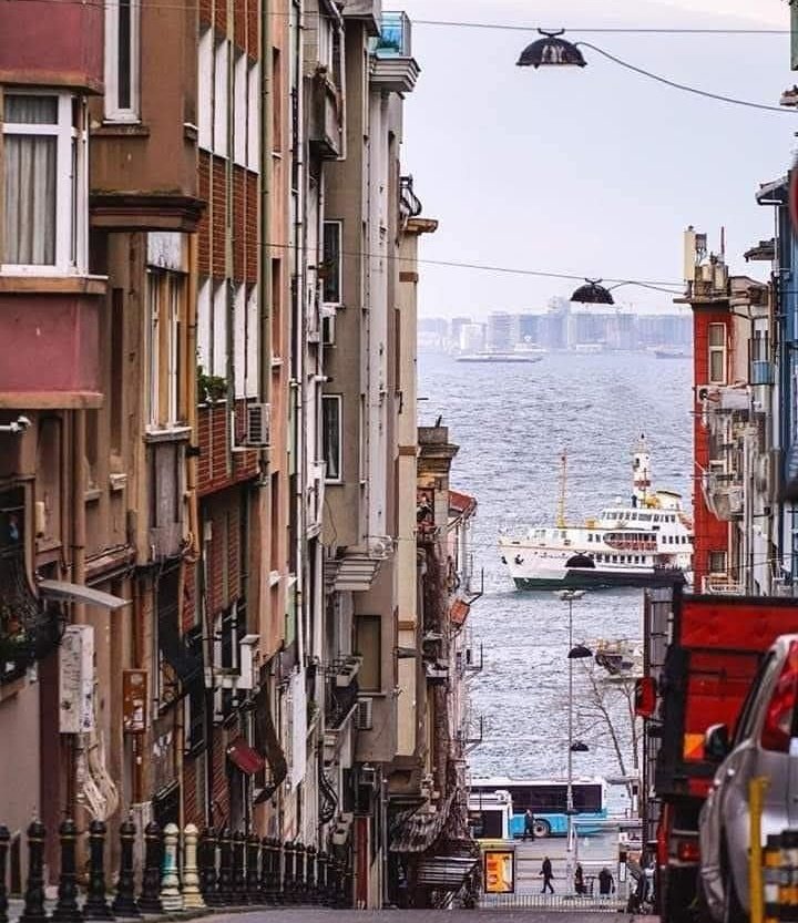 #Günaydın 🙋‍♂️
#pazar ☕️

İçimizin dışımızla bir olması dileğiyle.. 🫶😊

Huzurlu Günler Dilerim 🫶