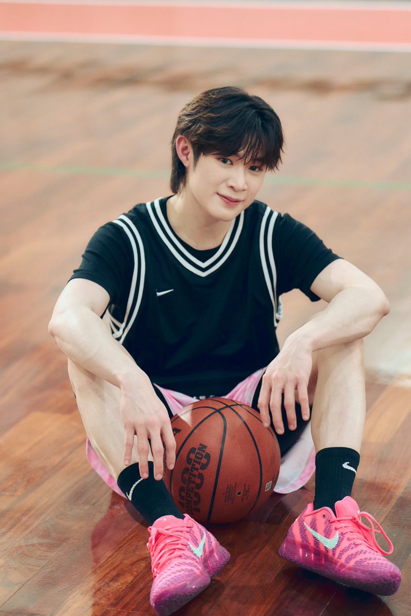 วันๆซ้อมแต่บาสจะมีใครเหลียวมาบ้างมั้ยนะ 💭

DUANG WITH YOU EP2
#ด้วงกับเธอEP2