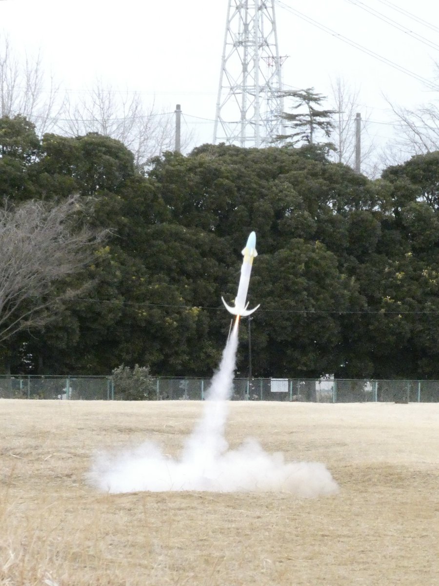 種コンに向けた打ち上げ🚀🚀
途中雪にも見舞われましたが本降りになる前に終わらせることができて一安心です😮‍💨