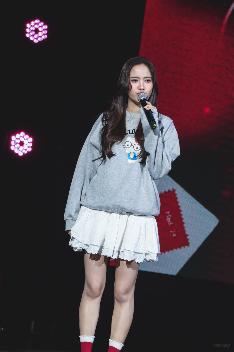น้องฟรีนหนาวคั้บ 🥶

GF LOVE LETTER IN TAIPEI
#GirlFreenTaipeiFanmeeting
#GIRLFREEN #srchafreen