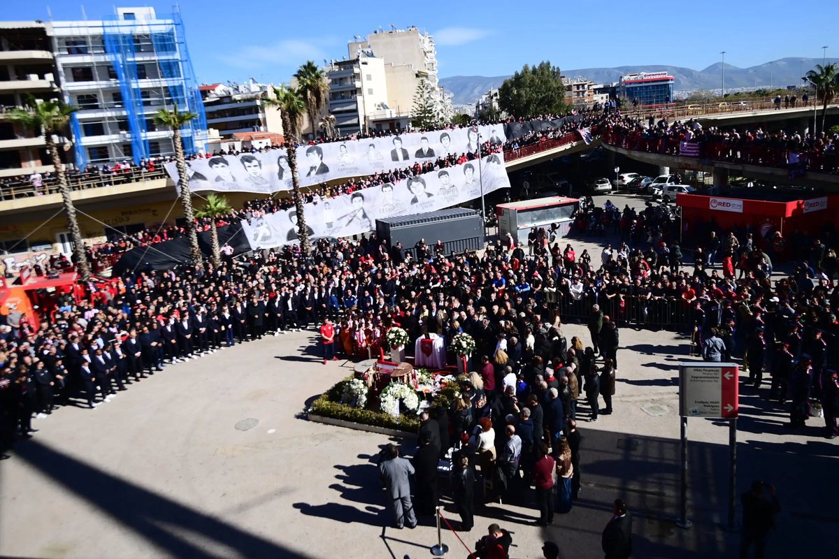 erythrodermos's tweet photo. 8/2/81 ΘΥΡΑ 7 - Δεν θα σας ξεχάσουμε ποτέ! https://t.co/czPLdVnNCp