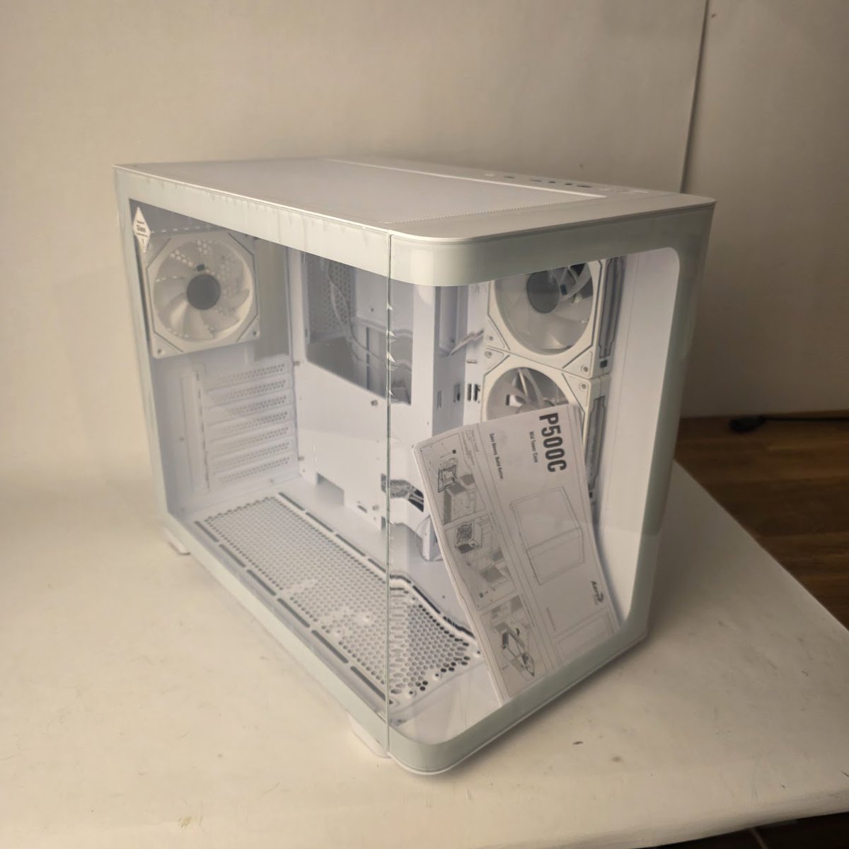 Uber Hardware tweet media