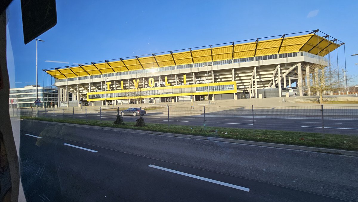 Robert Conway tweet media