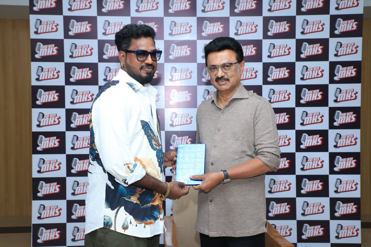 A carousel of vibe

#VibeWithMKS #MKSUnfiltered