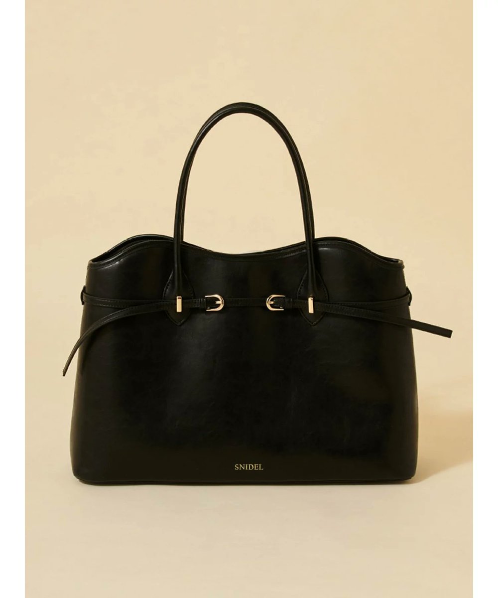 スナイデルのソフトベルトトートバッグが今年も優秀…👜🫶 細ベルトと