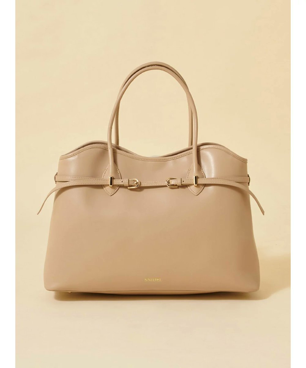 スナイデルのソフトベルトトートバッグが今年も優秀…👜🫶 細ベルトと