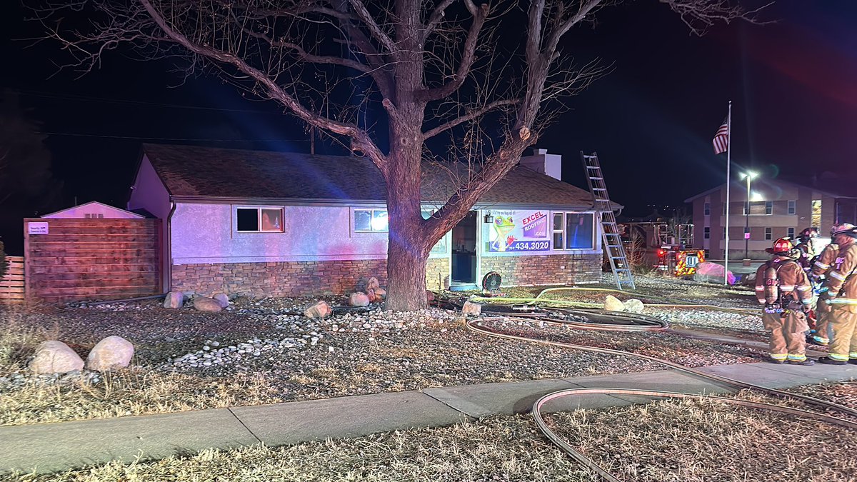 CSFDPIO's tweet image. #ColoradoSpringsFire on scene of a working fire at 2622 North Union. Fire under control, please avoid the area.