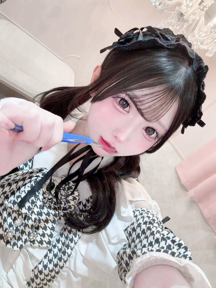 ぴちゃん枠 Post by ぴちゃん on X: いますー♡