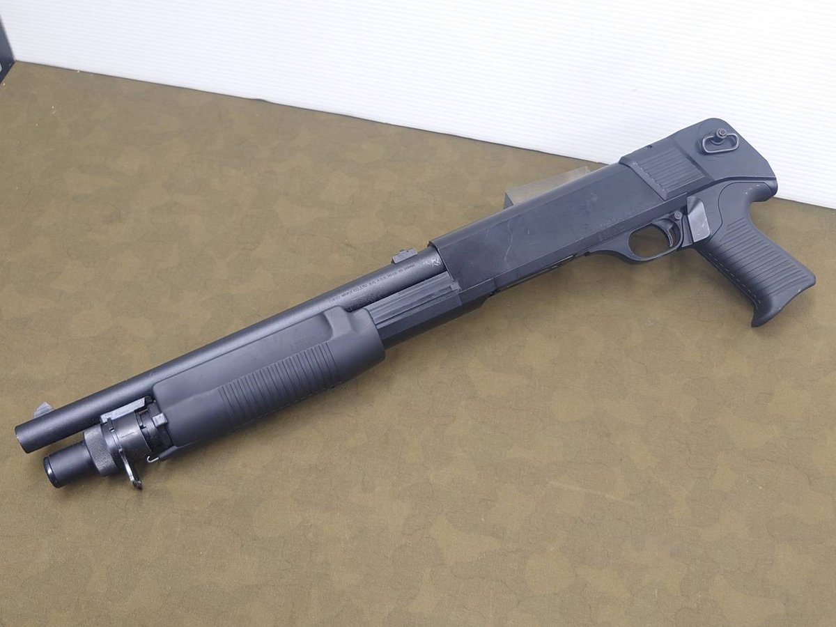 東京マルイのエアコキM3ショーティーもあります シャッガンはええぞ