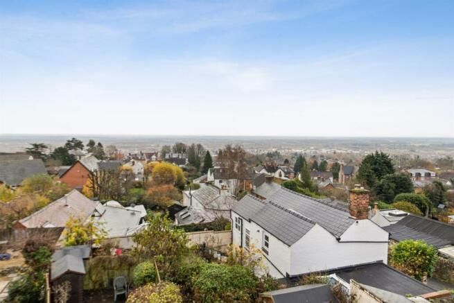 jo_try's tweet photo. Love music, history, and the outdoors?
Live in the town that inspired Elgar himself.
New price!
This 4-bed home in Malvern has incredible views and direct hill access.
π https://t.co/t6SJaAhryI
#ElgarCountry #RightmoveUK #MalvernLife https://t.co/EMG7z4GFhZ