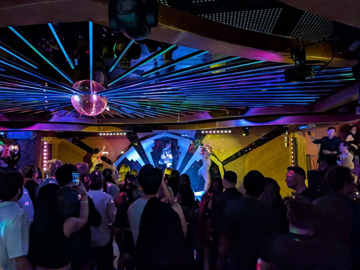 Boyfriend and I made it to the infamous Kiss Kiss Bang Bang in K-town, no regrets.