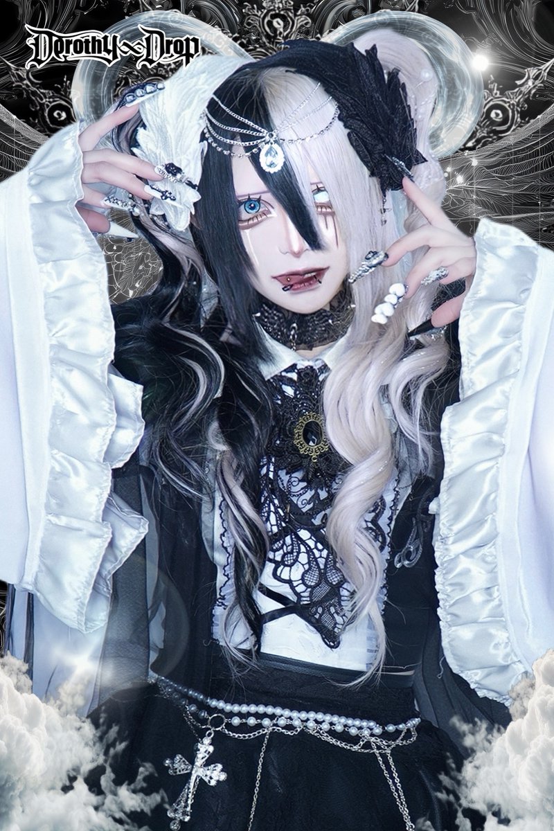 ∔∔ ꒦꒷ ꒦꒷ ∔∔ ꒦꒷ ꒦꒷

【1人目のメンバー解禁】

🤍
轟音るね
（ <a href="/rune__doro/">轟音るね</a> ）

2026年3月6日（金）
渋谷aubeにてデビューライブ ⚔️

𝐍𝐞𝐱𝐭 このポストが400RPで2人目のメンバー解禁

∔∔ ꒦꒷ ꒦꒷ ∔∔ ꒦꒷ ꒦꒷