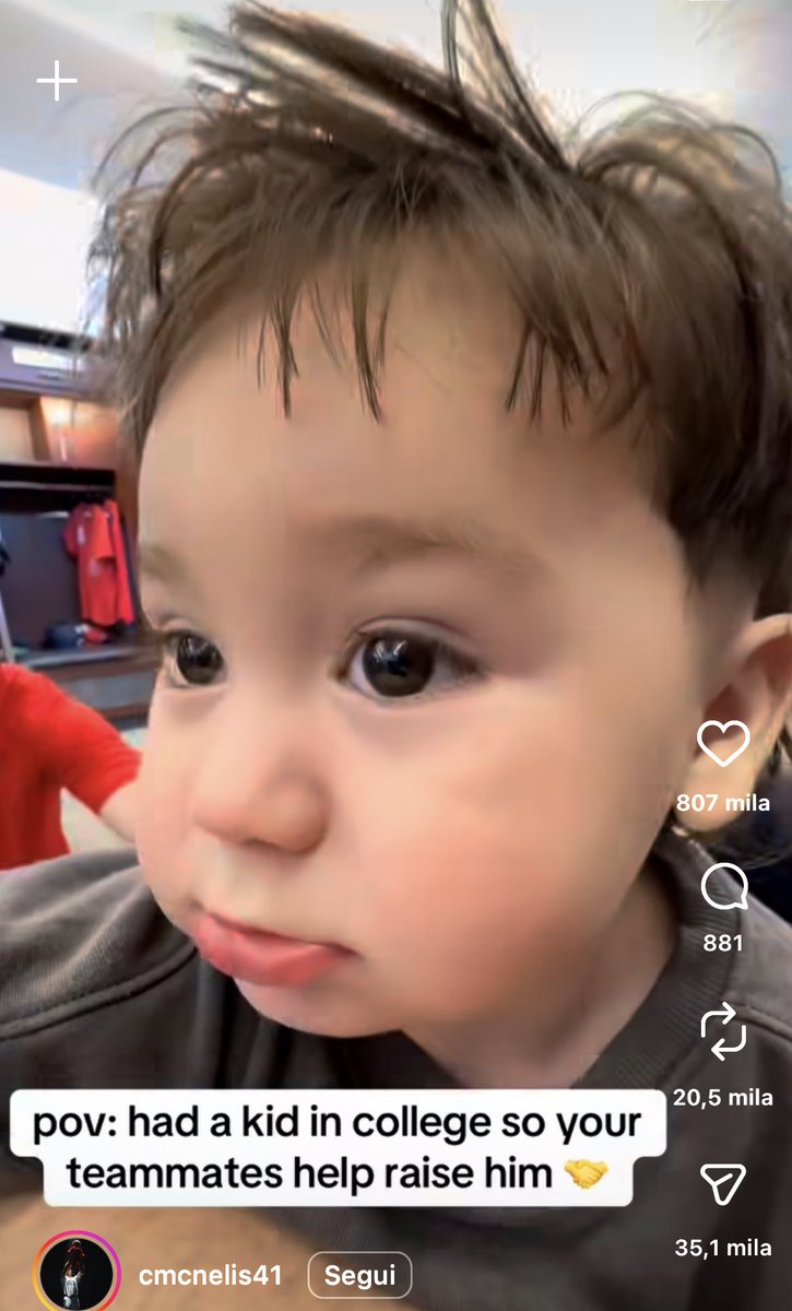 Questo bimbo mi sembra troppo Hudson da piccolo 😭