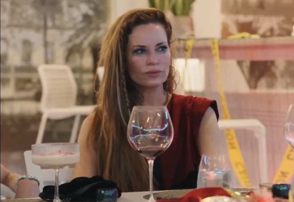 If Britani is fired after pretty much carrying last season on her back then some of the OGs are going to have to step it up and actually get their hands dirty... #RHOSLC