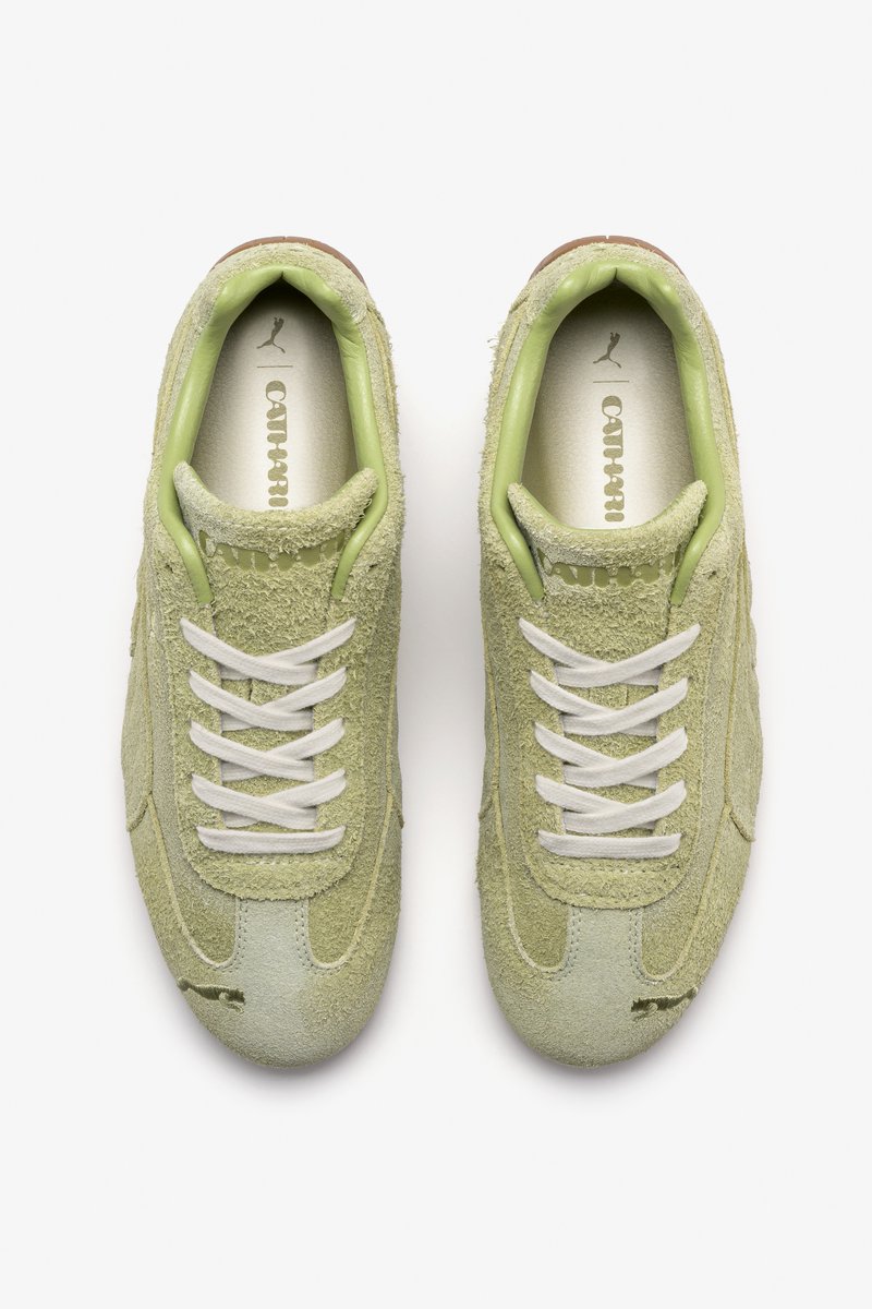 COLLABORATION: PUMA Taps Daniëlle Cathari for Nature-Inspired Design

PUMA links up with Daniëlle Cathari for a nature-rooted take on the Suede and Speedcat 🌱 Fungi tones, rich textures, and pure design language.