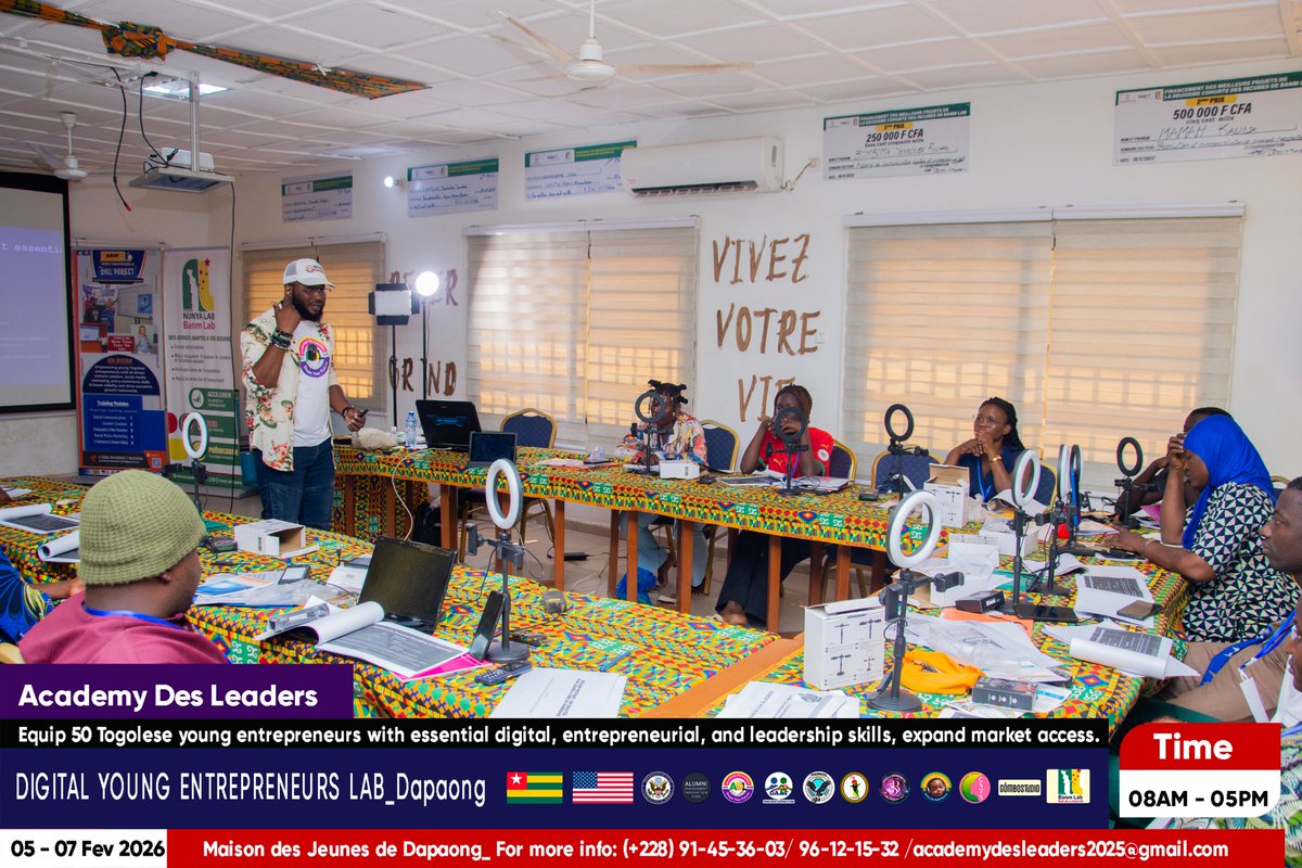 AcademyDesLeade's tweet photo. 🚀 Day 2 of #DYEL in Dapaong is empowering young entrepreneurs with digital marketing, AI, and crowdfunding skills to grow resilient businesses and reach global markets.
👏 Congrats to the participants!
🤝 Sponsors &amp; partners, join us to expand this impact and invest in Africa. https://t.co/4WjZk0j9JM