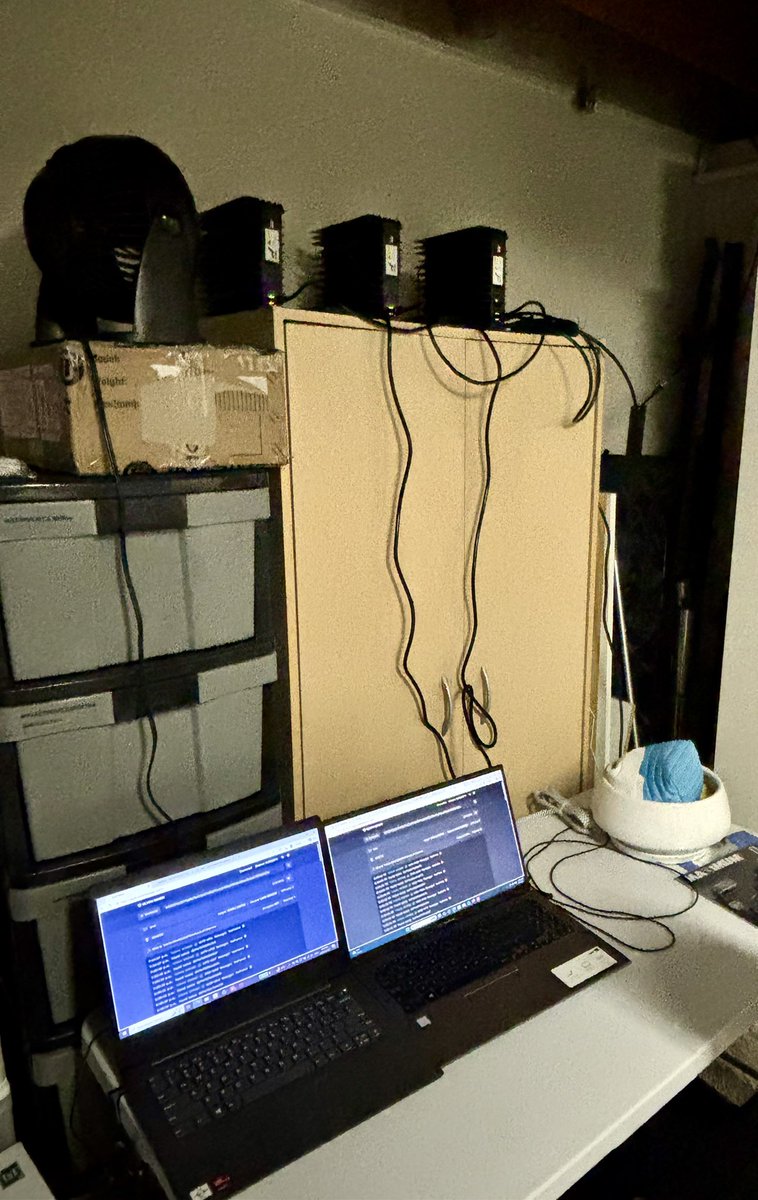 My basement Crypto Mining set up :

1 $RXD RADIANT miner. 260 GH/s
2 $KAS KASPA miner. 800 GH/s combined. 
2 laptops minting $XENEIZE

<a href="/Planet_Radiant/">Radiant Blockchain</a> <a href="/kaspaunchained/">Kaspa</a> <a href="/XeneizeRXD/">Xeneize Fan Token</a>