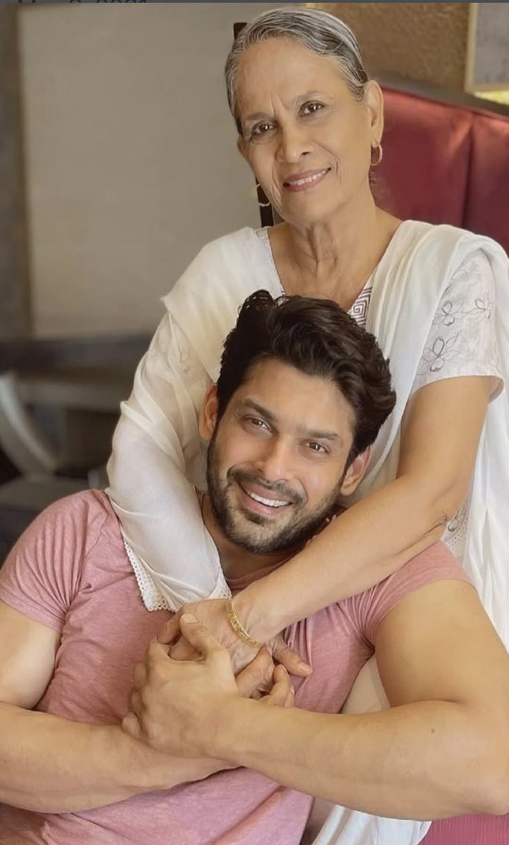 Hello guys!! 

Wish you a very Happy birthday #RitaMaa ❤️🤗 May God bless you with good health, peace and strength always. Your values live on through #SidharthShukla and his love continues to protect you. 🙏 You inspire us in many ways! Stay happy and blessed Maa!!