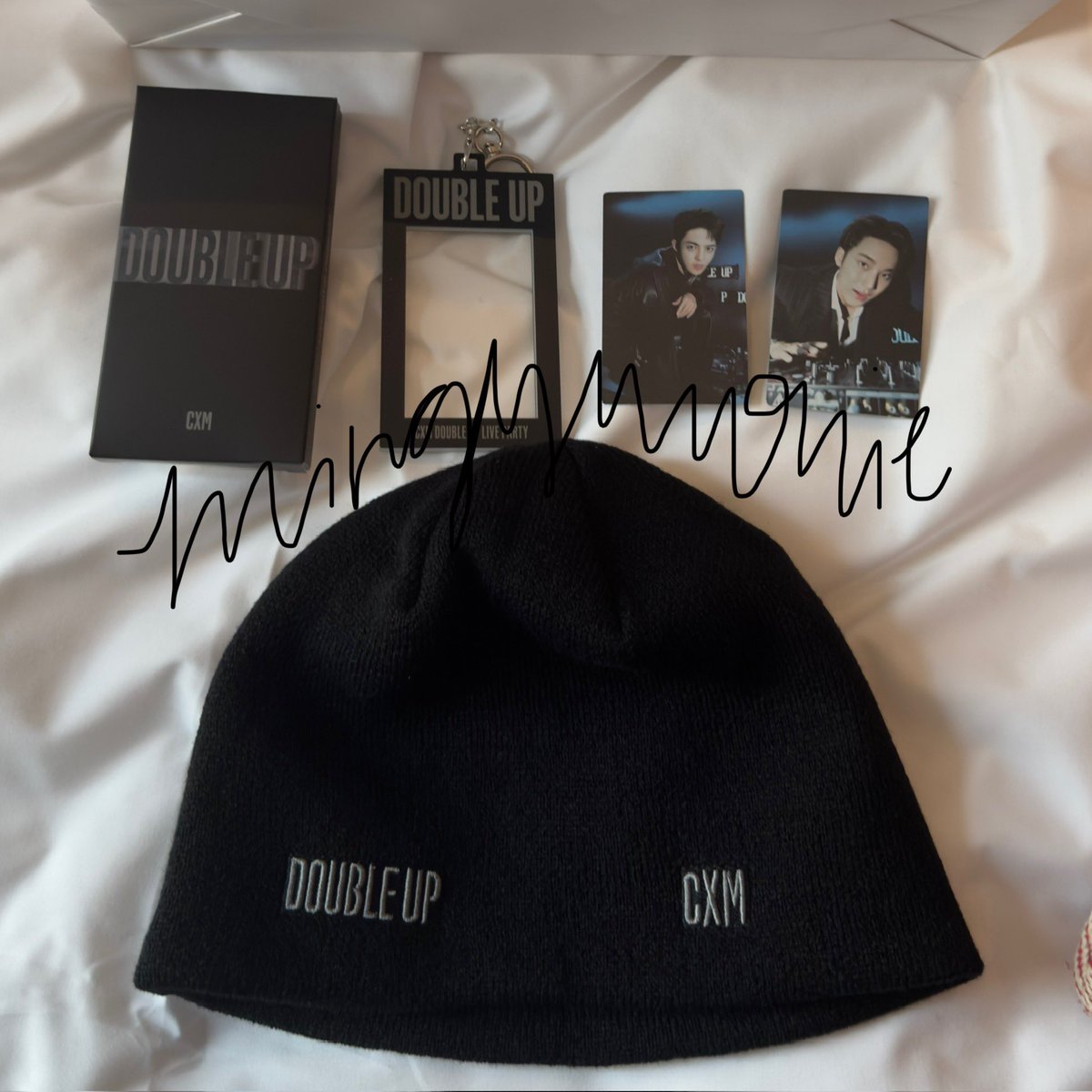 WTS LFB PH CxM Double Up Live Party Official Merchandise 🖤 
• Beanie - ₱2000
• Photocard holder • ₱850
• Caratzone Photocards • ₱1800 for the set of 4 pcs, ₱950 per member set 

📍 metro manila
💵 gcash, bank transfer
❌ rush orders, impatient, sensitive

rfs: extras
