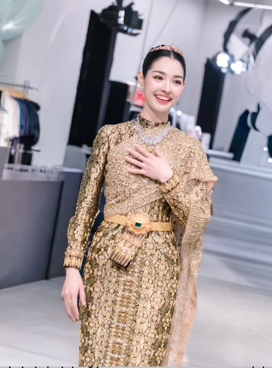 สวยจังเลย สวยดุจอัปสรมากกกก🤏🏻💖

MINTRANCH​ X FINALE
#รวมใจรักษ์ผ้าไทยไปกับมิ้นท์รัญ
#มิ้นท์รัญชน์รวี #Mintranch