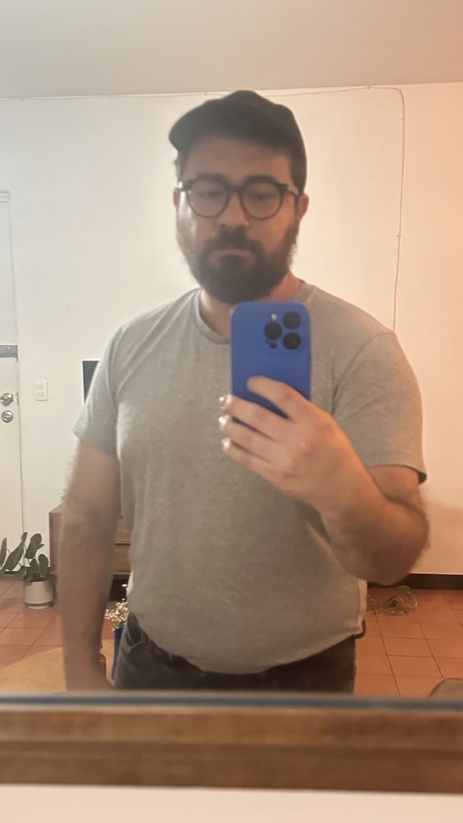 im growing fond of the messy beard