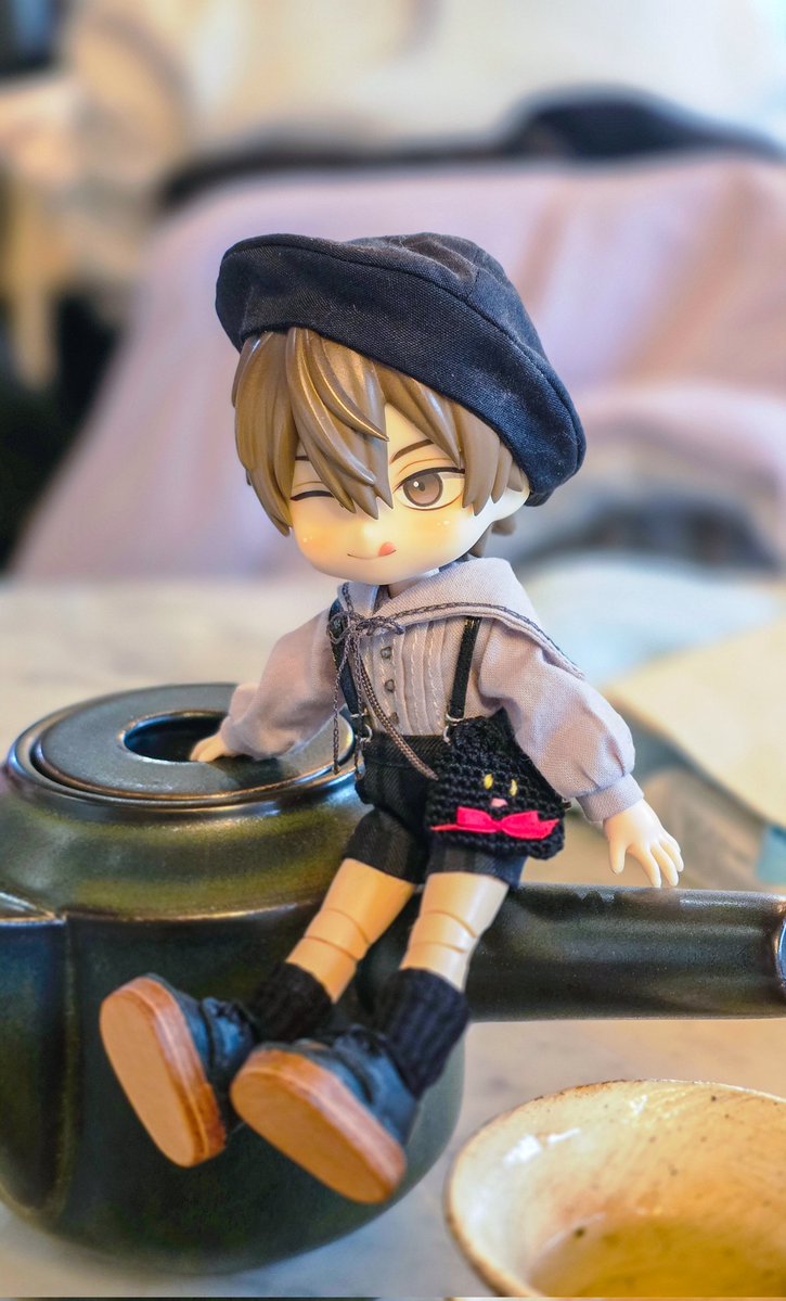 차주전자에 올라가는 버르장머리😋