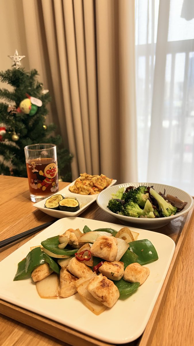 ppupp9's tweet photo. 煮午餐 https://t.co/GLNiF4wef8
