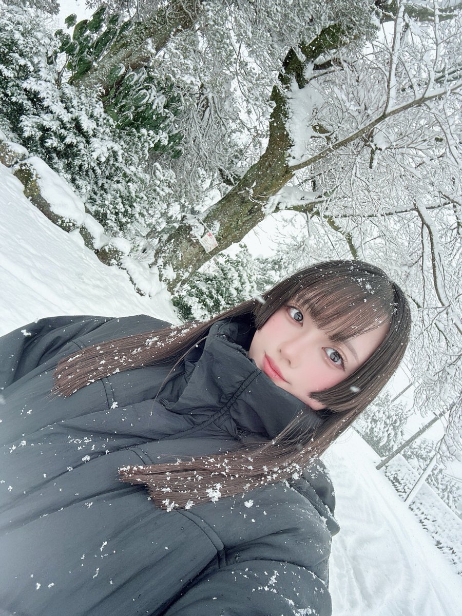 仕事上、ノーメイク+裸眼だけど
雪景色が綺麗すぎて