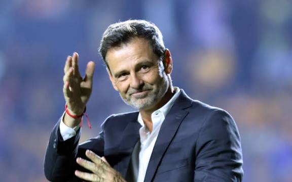 🔴⚫ Tener un hincha en la banca, no cualquiera!