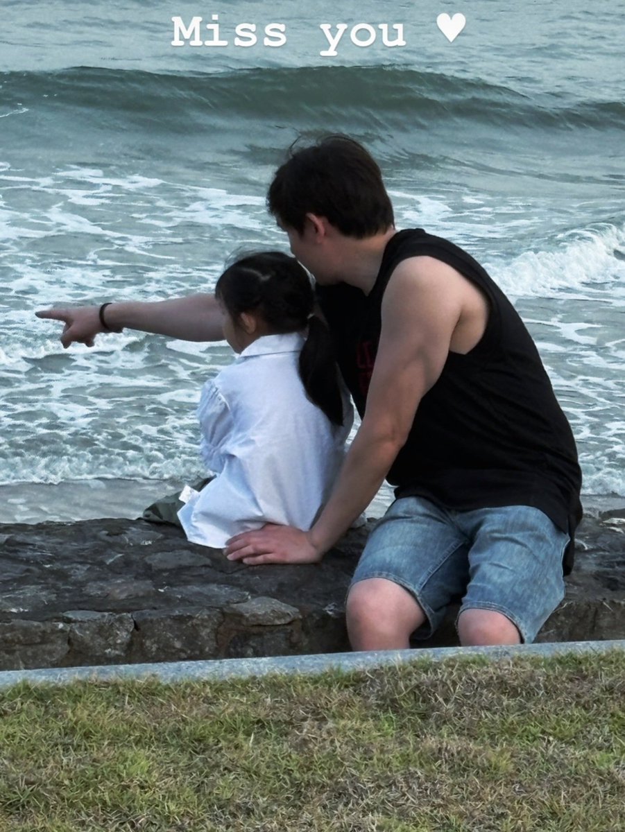 Khunstar ★ tweet media